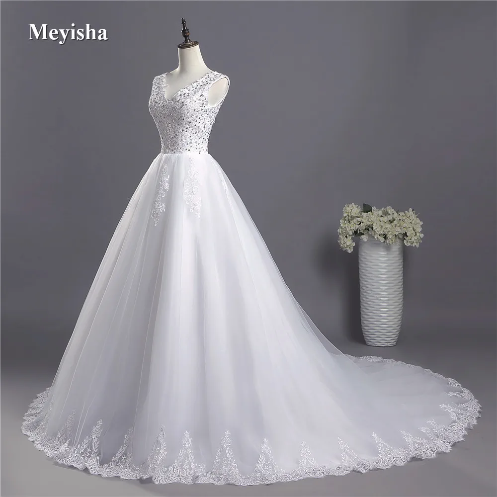 

ZJ9064 2018 White Ivory Gown Tulle Beads Crystal Beads V Neck Wedding Dresses Lace edge Brush Sweep Train for bride Dress