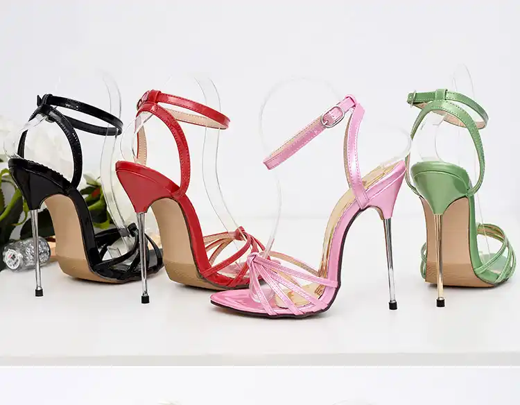 size 35 shoes in inches