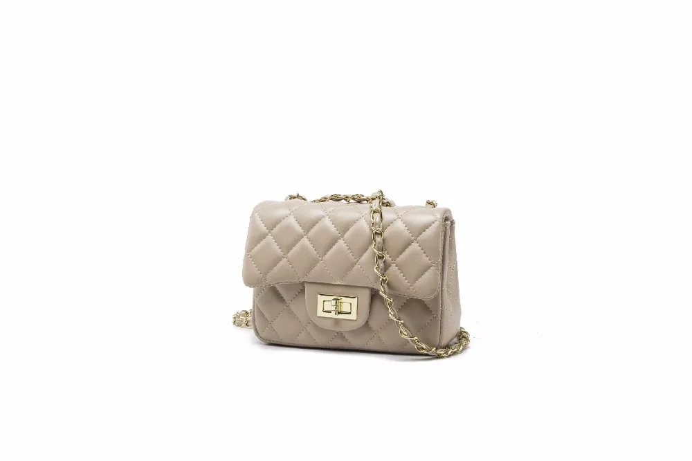 Mini chains bag small quilted flap messenger bag women classic luxury brand bags 2018 beige gold white pink red blue black white