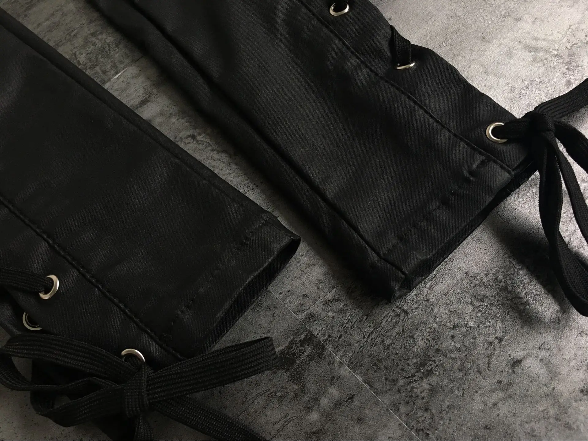 2018 черные на шнуровке Pu кожаные штаны женские весна зима стрейч высокого брюки с высокой талией уличные мотоботы в стиле панк Карандаш