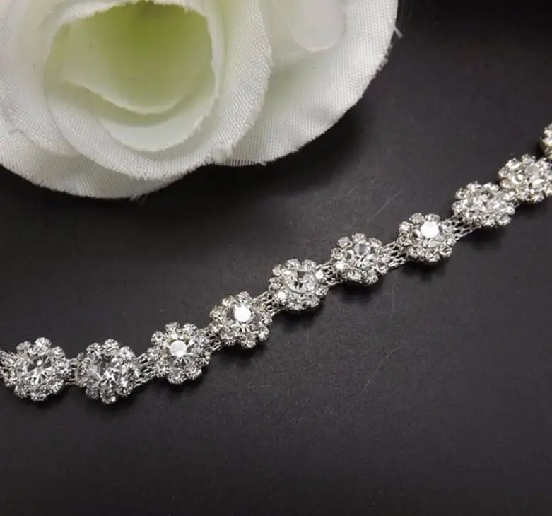 

golden flower rhinestones chain,fasion DIY collar trim,gold decorative chain crystal gemstone glass material width 9mm