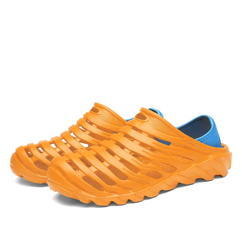 New Men's Croc Shoes Sandals Summer Lightweight Hollow Male Water Beach Shoes Lightweight Beach Walking Zapatos Large size