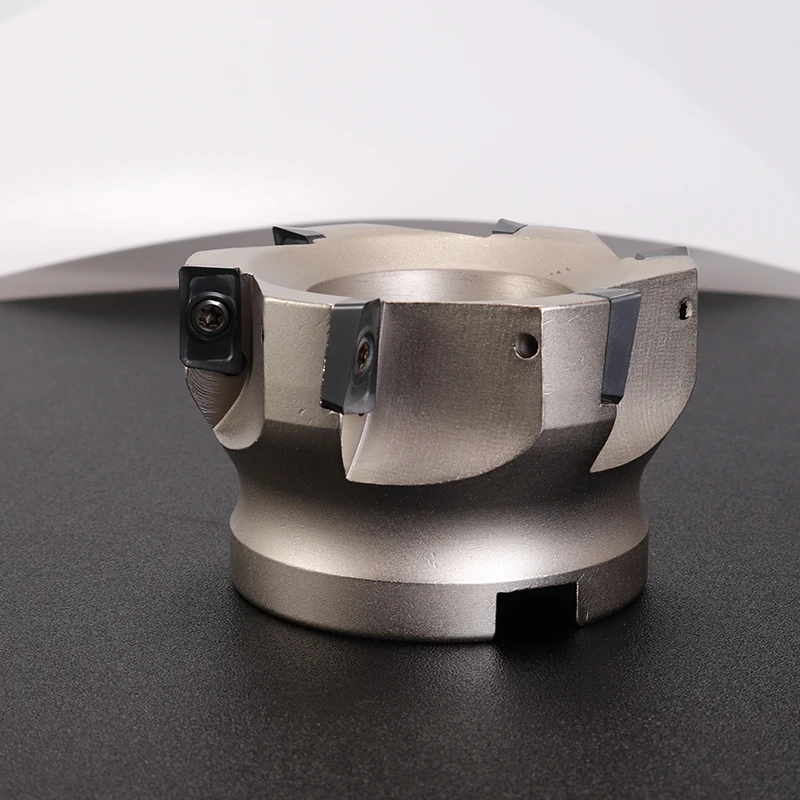 

Augusttools BAP300R40-22-4T BAP400R50-22-4T Right Angle Milling Cutter Plate End Mill Carbide Four Insert Clamped Milling Tools