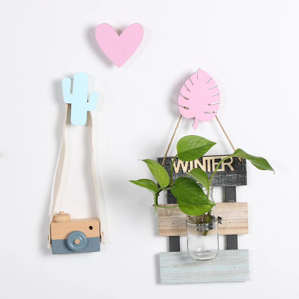 

Nordic Styles Wooden Cactus Leaves Clothes Hanger Self-Adhesive Wall Hanging Clothing Storage Hooks Room Decoration