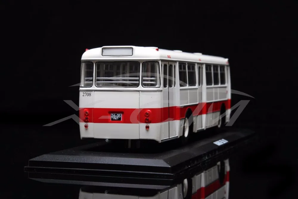 Литья под давлением модель автобуса Советский Союз русский Ikarus 556.10 1:43