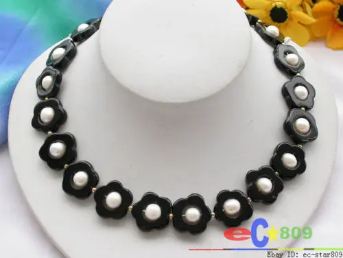 

Hot sell Noble- hot sell new - wholesale 17" 20mm black agate carve flower white pearl necklace