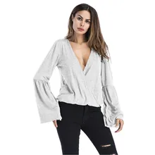 Новая стильная весенне-летняя футболка женская модная повседневная футболка сексуальная с глубоким v-образным вырезом свободная с расклешенными рукавами Верхняя одежда женские футболки