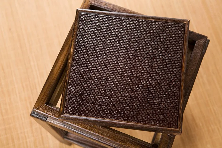 Japanese Antique Wooden Stool Chair Paulownia Wood Small Asian Traditional Furniture Living Room Portable Low Stand Stool Design Japanese Antique Wooden Stool Chair Paulownia Wood Small Asian Traditional Furniture Living Room Portable Low Stand Stool Design