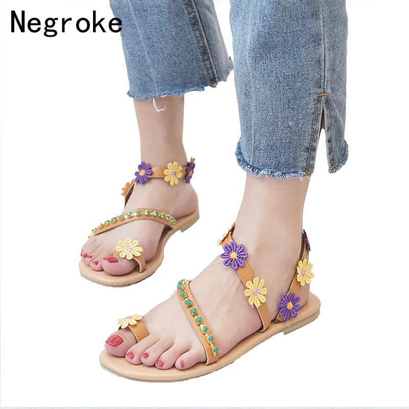

Women Sandals Bohemia Flower Summer Shoes Woman Beach Flat Sandals Plus Size Flip Flops Slippers Female Sandalias Mujer 2019