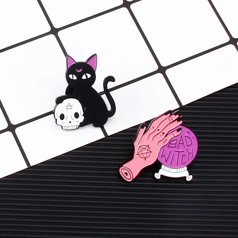 

Bad Witch Pin Crystal Ball Witch Hands Black Cat Skull Head Pin Set Hard Enamel Pin Halloween Jewelry Accessories Gift