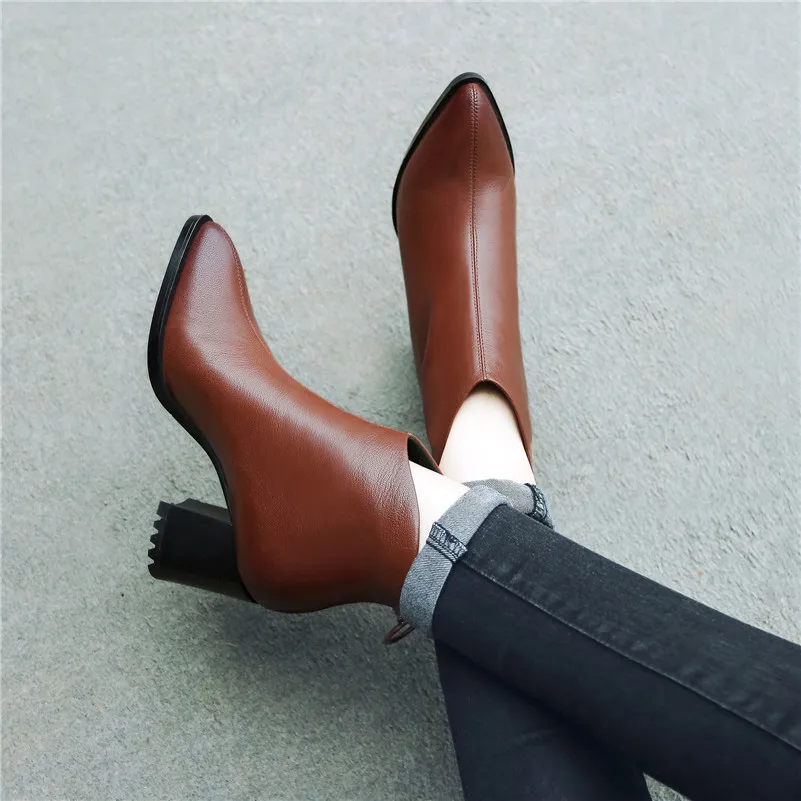 

Women Luxury Ankle Boots Genuine Leather Autumn Winter High Heels Back Zipper Motorcycle Boots Women Office Shoes 34 42