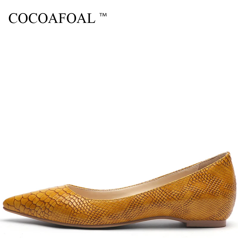 

COCOAFOAL Snakeskin Pattern Women's Platform Shoes Pointed Toe Flats Fashion Spring Autumn Shallow Platform Ballet Shoes Yellow