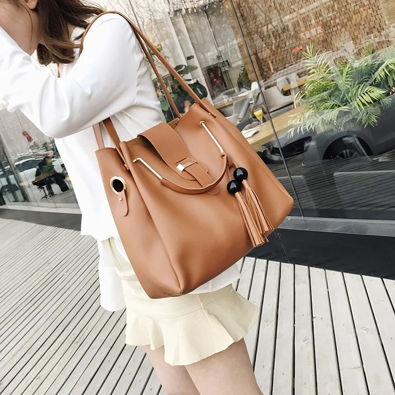 

Female 2018 new three-piece shoulder Messenger bags for women portable big composite bag red purple green black white pink