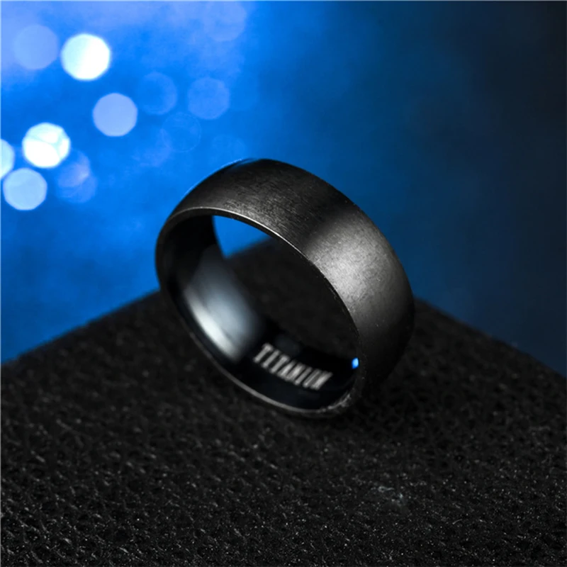 

Black Titanium Ring for Men Simple Smooth Stainless Steel Rings For Women Male Party Wedding Engagement Jewelry Bands Z4