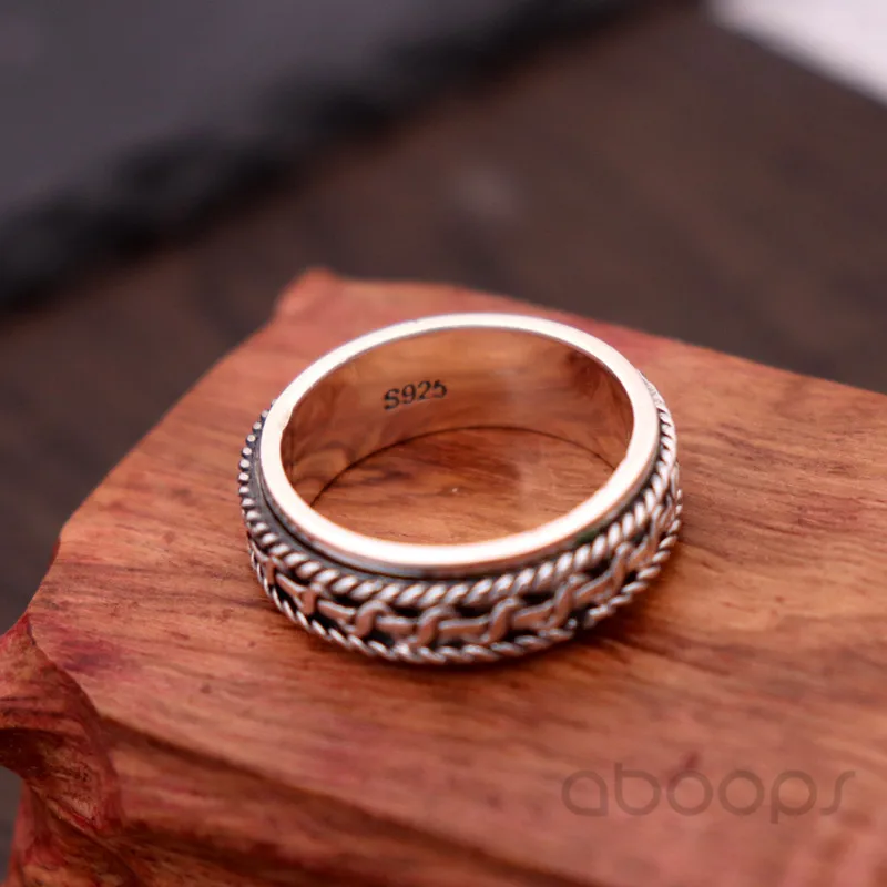 Interwined Ring-4