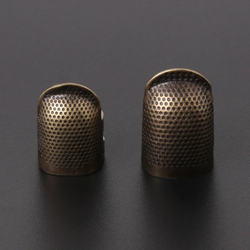 

1PC Metal Sewing Thimble Pin Needles Finger Protector DIY Helpful Sewing Tool