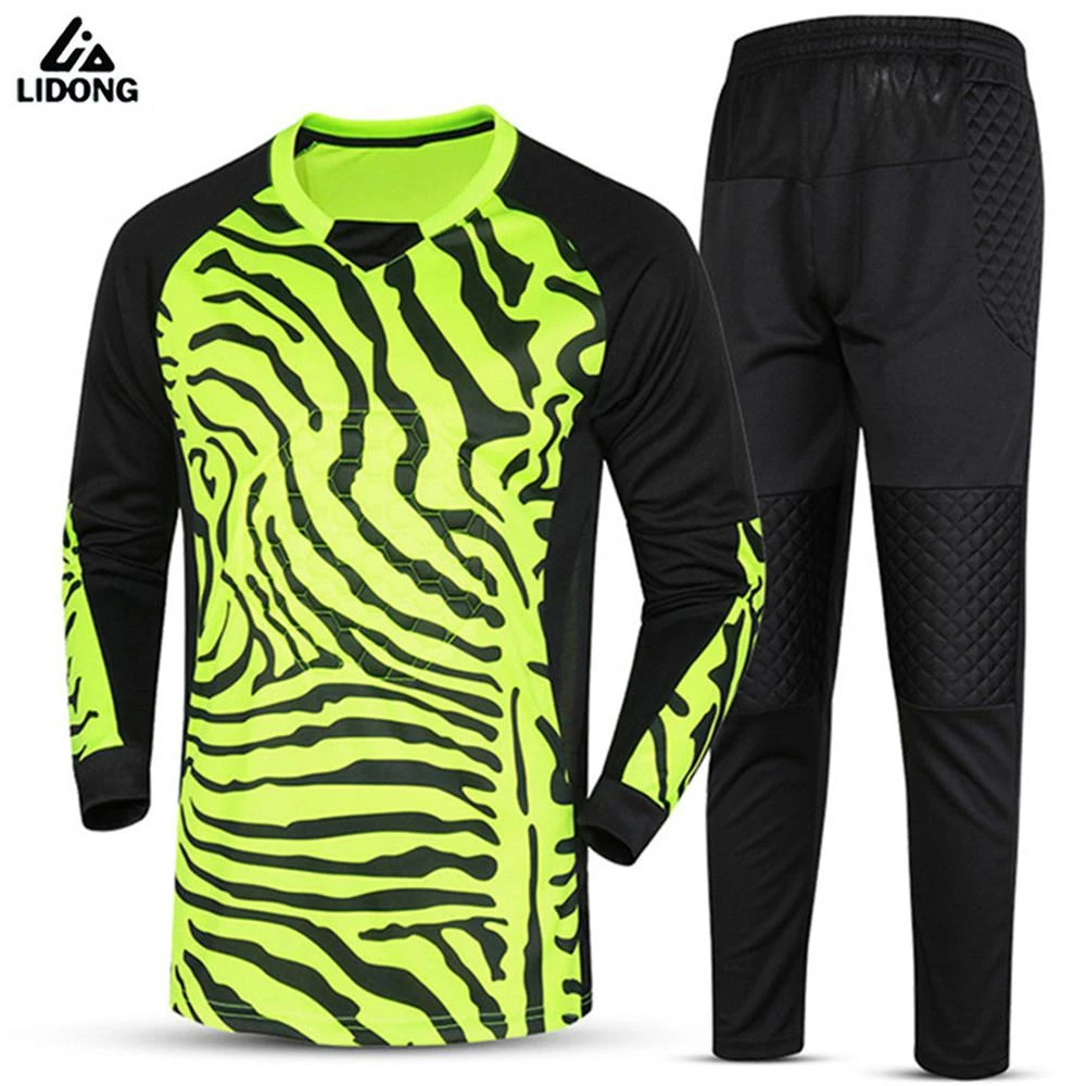 kids goalkeeper training kit
