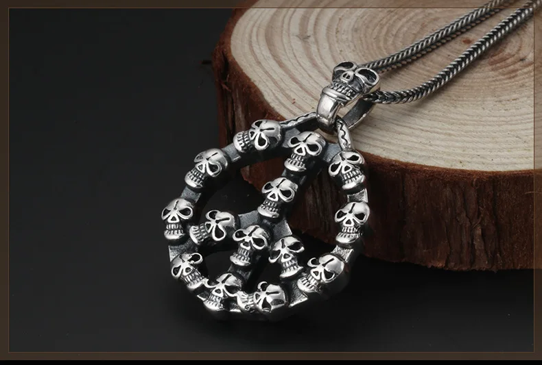 silver-skull-necklace002a