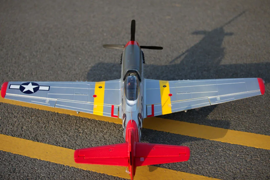 FMS Gaint Warbird 1400 мм 1 4 м P51 P 51D Mustang Red Tail RT Newest V8 PNP долговечный большой фотосамолет|rc model