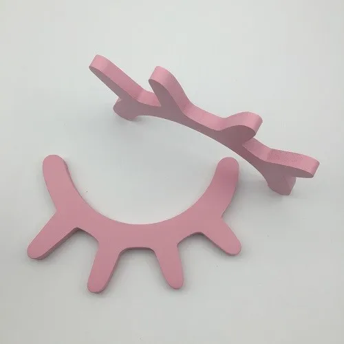 Cute-wood-eyelash-wall-ornament-home-Home-Furnishing-eyelash-baby-room-pose-decorative-wooden-ornaments-kids (1)