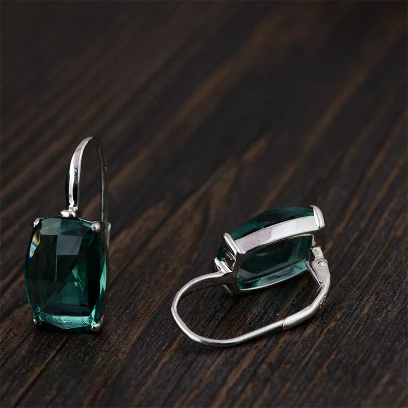 jewelry stores