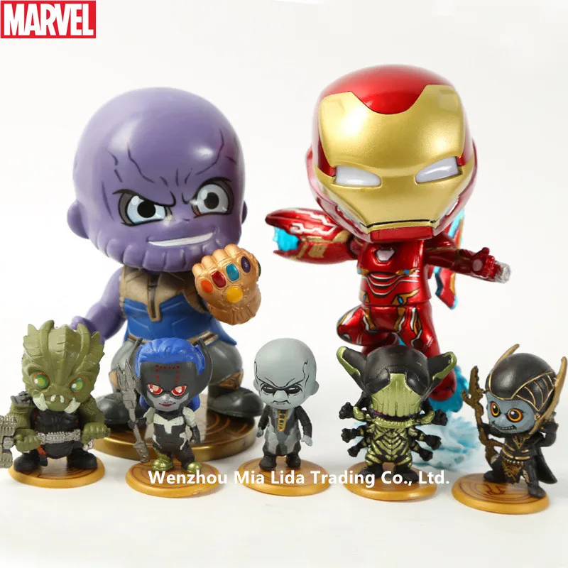 

Hasbro Marvel Two styles Iron Man tyrants Q version shaking head car car decoration model doll toy garbage kit