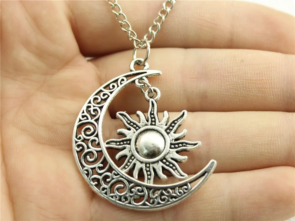 WYSIWYG Women Fashion Necklace Crescent Moon And Sun Charms Necklace 70cm Sweater Chain Necklace Dropship Suppliers