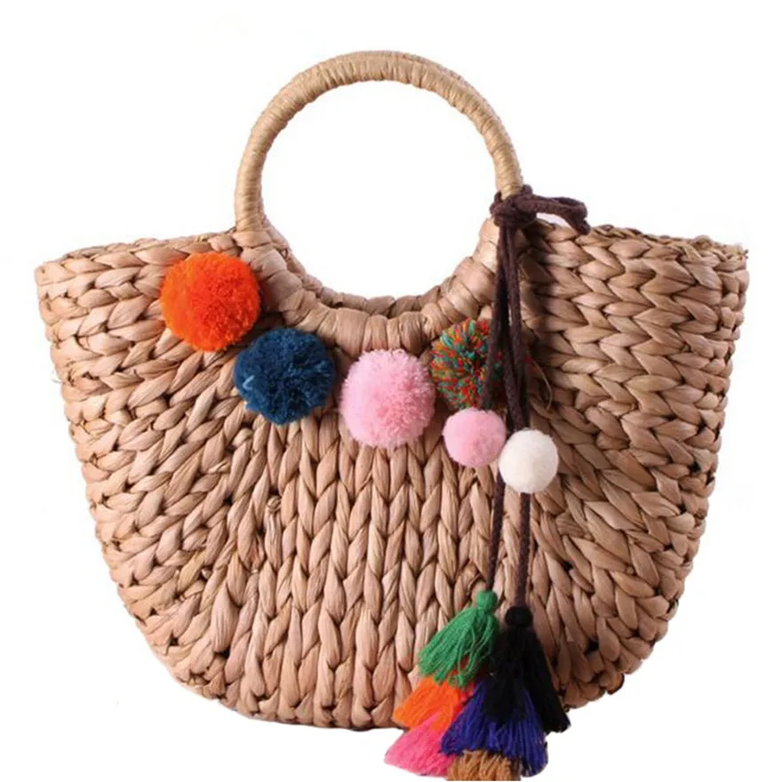 

2019 New Summer Handmade Shoulder Bags Moon Shaped Women Handbags Pompon Beach Weaving Beach Ladies Straw Bag Female Purses