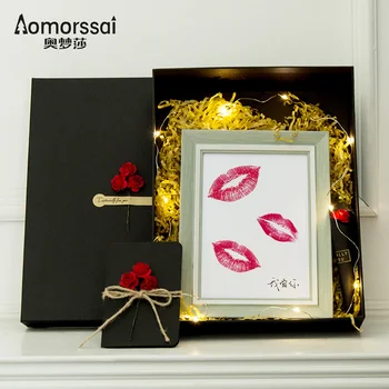 

Lipstick Lip Print Photo Frame Set Table Frame Picture Frame Valentine's Day Gift Card Paper Boyfriend Birthday Gift Box 3DHKL19