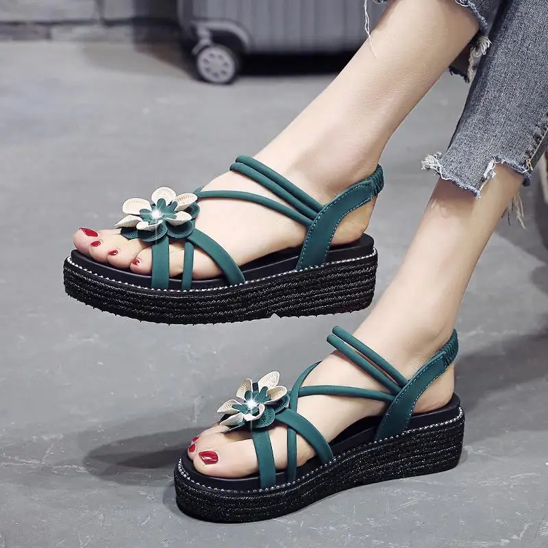 

Sandals female flat bottom summer ladies new Korean version of the wild wedge