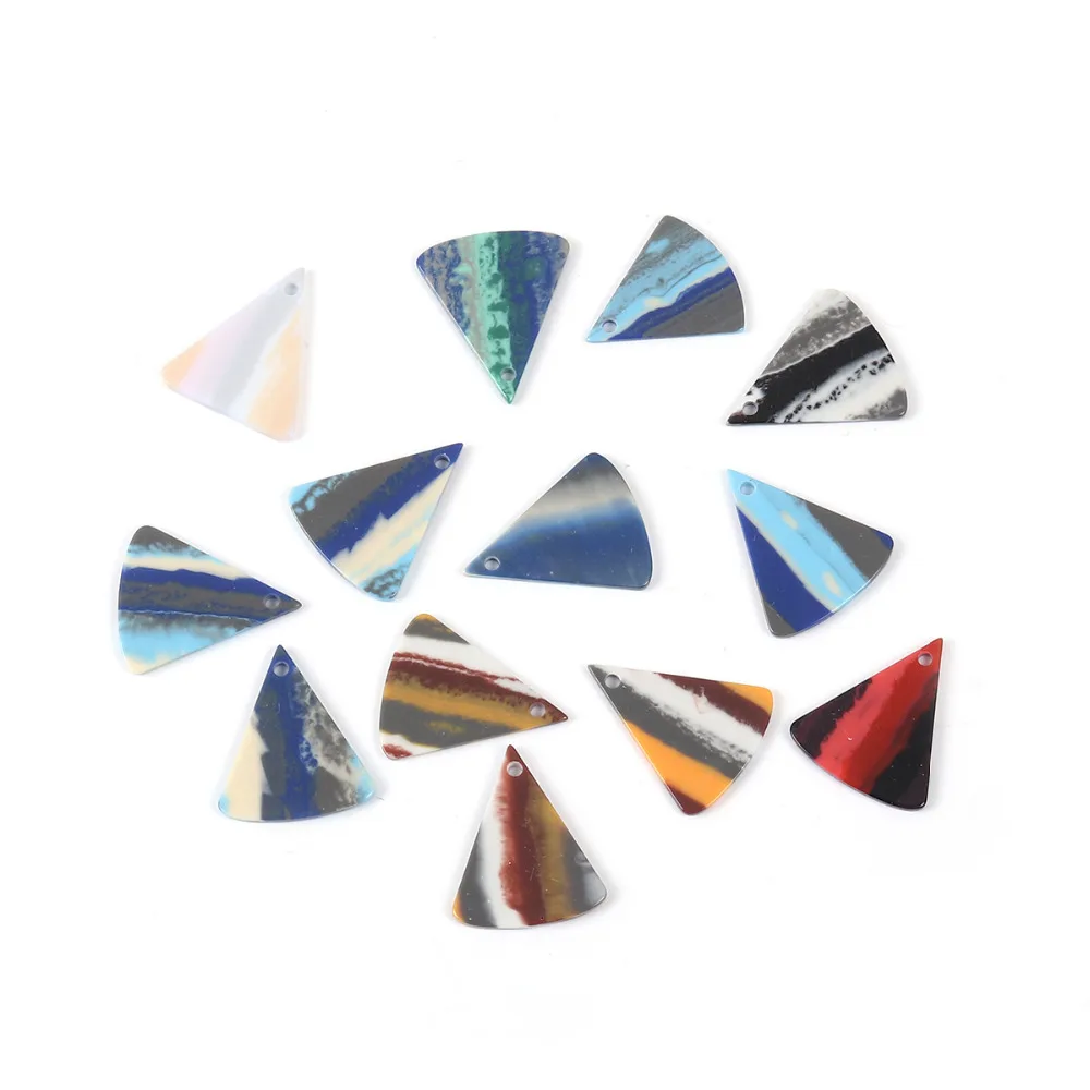 

DoreenBeads Acetic Acid Resin Splatter Painting Charms Pendants Triangle Round Geometric Mixed At Random 25mm x 20mm, 20 PCs