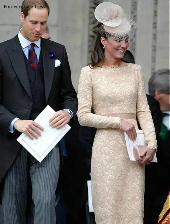 Kate Middleton Long Sleeves Evening Dresses Champagne Knee Length Celebrity Holiday Wear Formal Party Prom Gowns Plus Size