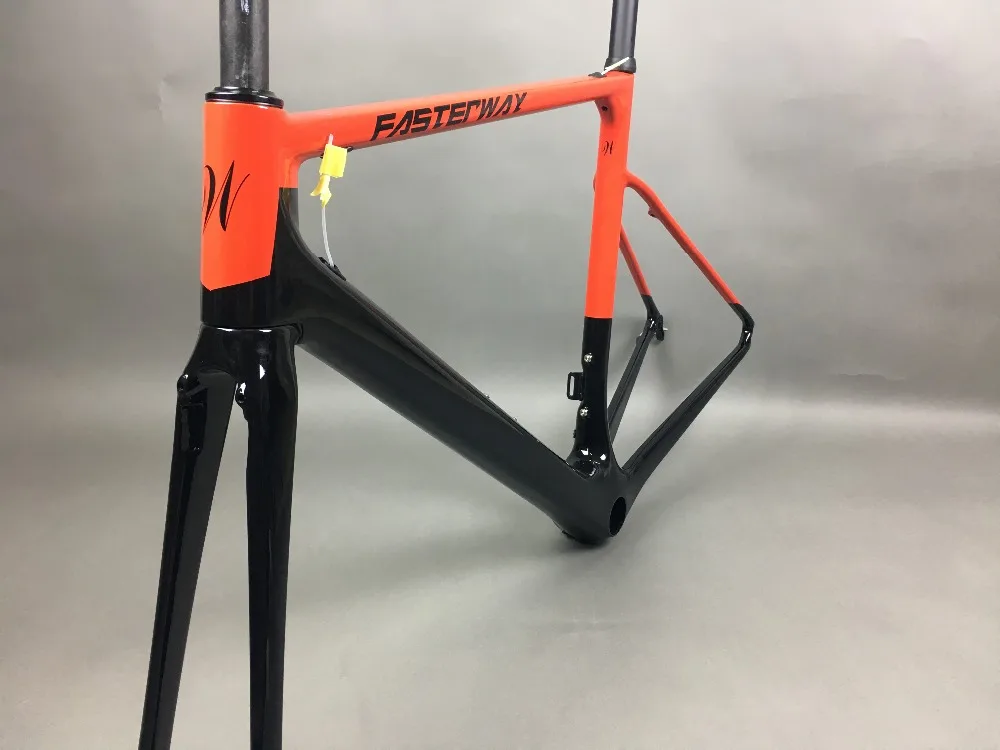 Clearance white red with black FASTERWAY classic carbon road frameset UD weave carbon bike frame:Frameset+Seatpost+Fork+Clamp+Headset 211 Clearance white red with black FASTERWAY classic carbon road frameset UD weave carbon bike frame:Frameset+Seatpost+Fork+Clamp+Headset 211