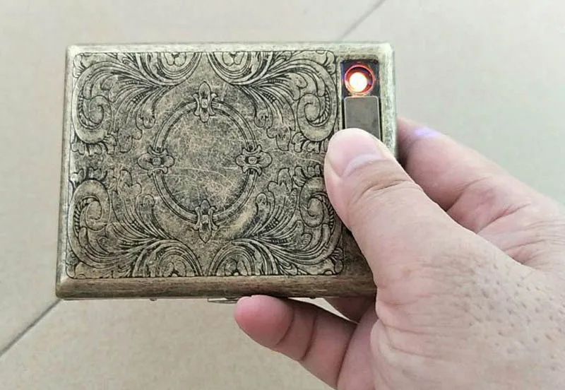 Чехол с USB зажигалкой для 20 сигарет | Дом и сад
