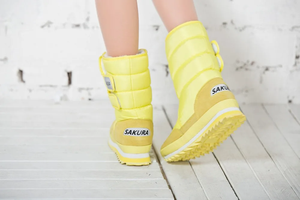 Г., женские зимние ботинки с водонепроницаемой поверхностью и удобной подошвой из термопластичной резины, теплая зимняя обувь с пряжкой желтого цвета