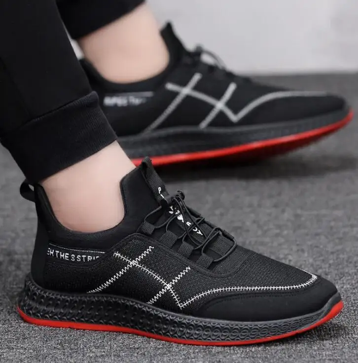 2019 new style Casual shoes Lace-up Men Shoes Fashion brand Spring Summer Flat shoes Solid Male Sneakers Plus Size 39- 44