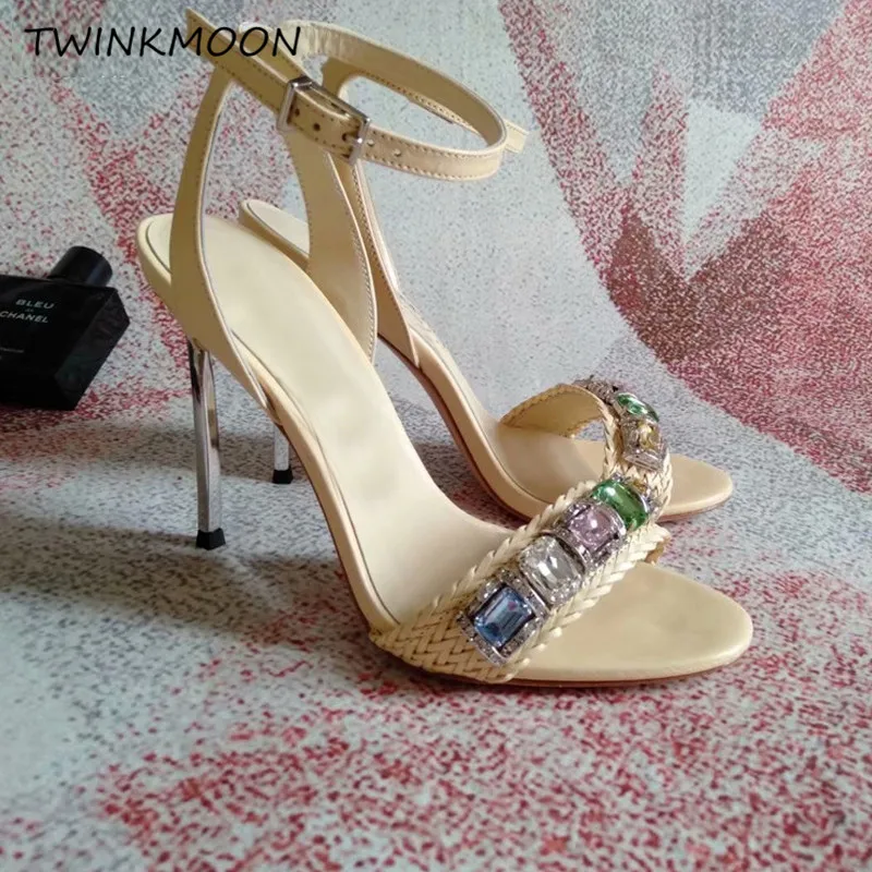 leather sandal14