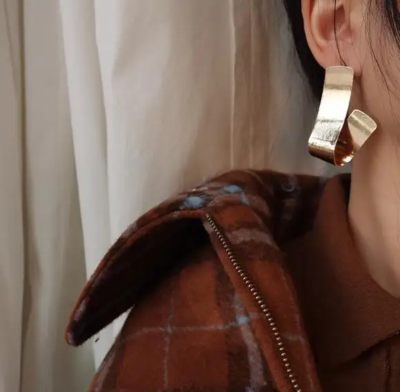 

Timeless Wonder geo irregular punk Stud Earrings Party Korean Top Rock Neat Sale Rare statement hiphop INS runway designer 3366