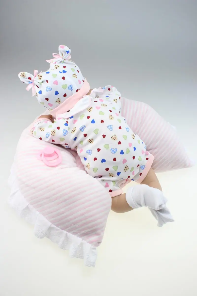 18 дюймов 45 см реалистичные возрождается кукла мягкого силикона подарки для ребенка прекрасный игрушка куклы рождественский подарок белое платье глаза открытыми