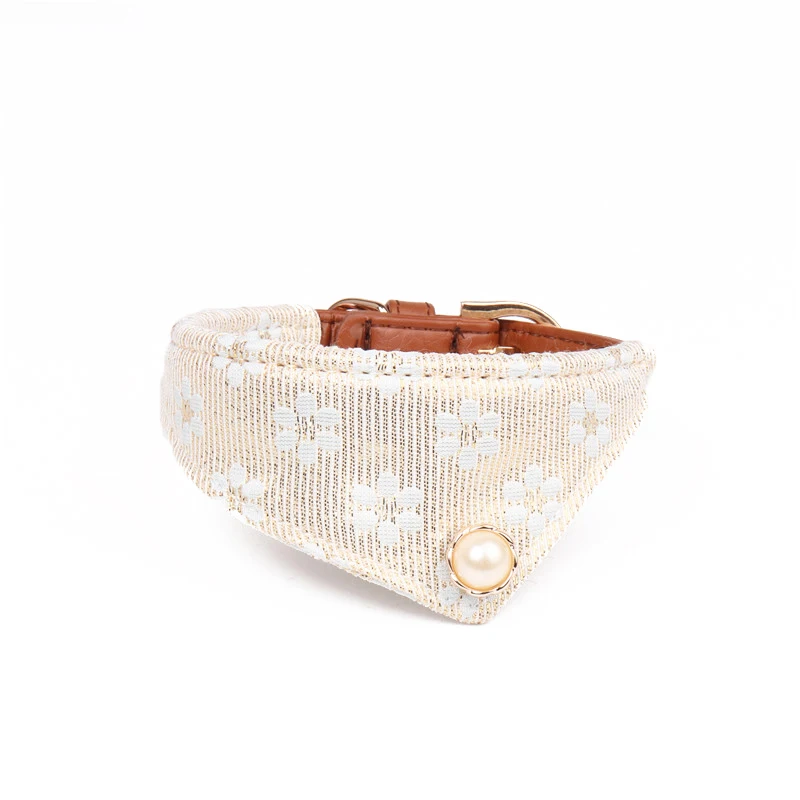 02 Dog Triangular Bandage 