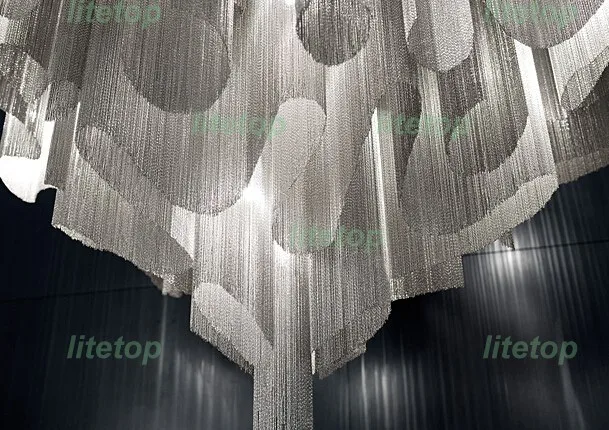 Поток потолок легкие алюминиевые цепи современная новинка светильник потолочный светильник переливающийся свет проект