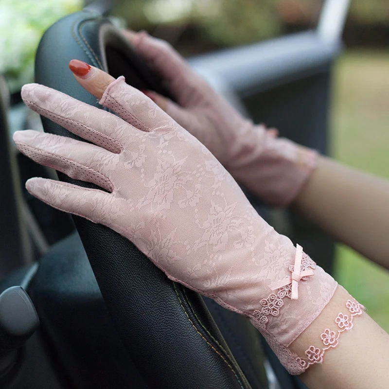Woman Gloves New Summer Sunscreen Female Thin Elastic Ice Silk Non Slip Driving Anti UV Short Style Sweet Lace FS17|Женские перчатки|