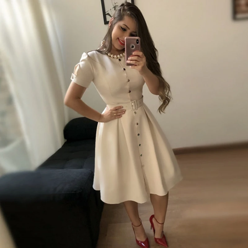 Vente 2019 avant boutons robe à manches courtes femmes robes plissées mode Vintage midi vestidos décontracté