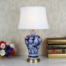 Винтажная китайская спальня гостиная Свадебная настольная лампа Цзиндэчжэнь фарфоровая Керамическая Настольная лампа художественная лампа обеденный стол синий белый