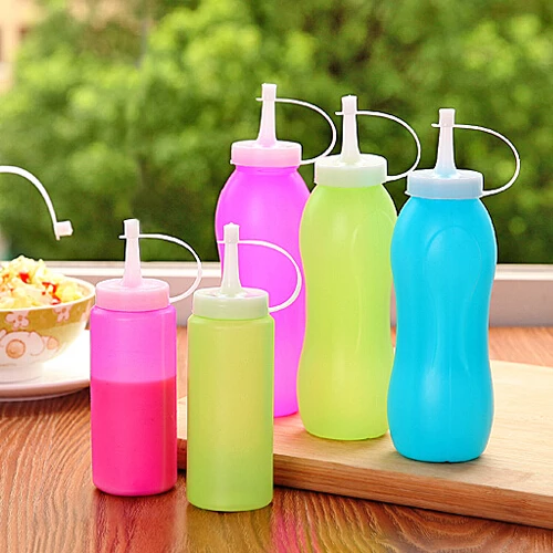 Plastic bottles for sauces Salad dressing squeeze bottle kitchen storage bottle home orgainzer