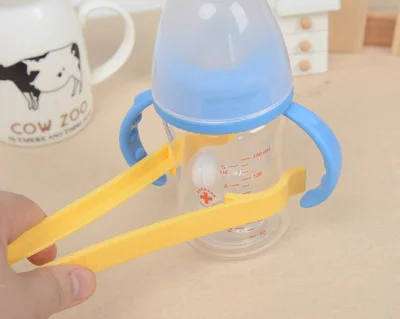 

Feeding Bottle Clip Milk Bottle HolderBaby Bottles Tweezers Plastic Sterilized Forceps Gift Clip Anti-slip Baby Bottle Tongs