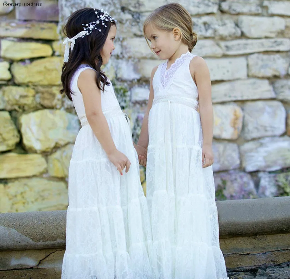 romantic-country-style-boho-lace-flower-girls-dresses-white-v-neck-sheath-designer-for-weddings-juniors-bridesmaids-cheap-long (7)