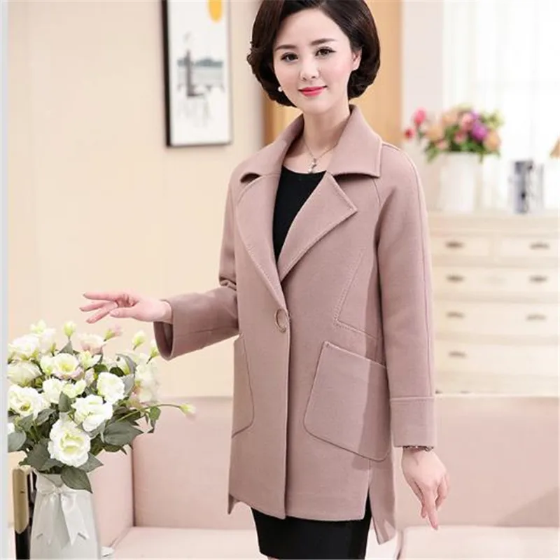 Manteaux 2018 Femmes Colour Gamme Vêtements Moyen Automne Printemps Khaki beige New Plus Parka Manteau K0615 Laine Courte Haut caramel Size De Veste Femelle D'âge r8x7wqrB