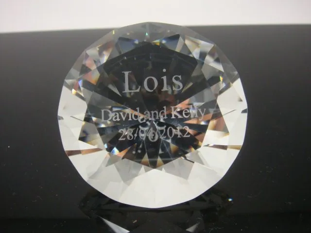 Free-shipping-50pcs-lot-Beautiful-60mm-Big-Crystal-Glass-Round-diamond-Paperweight-with-wedding-love-words