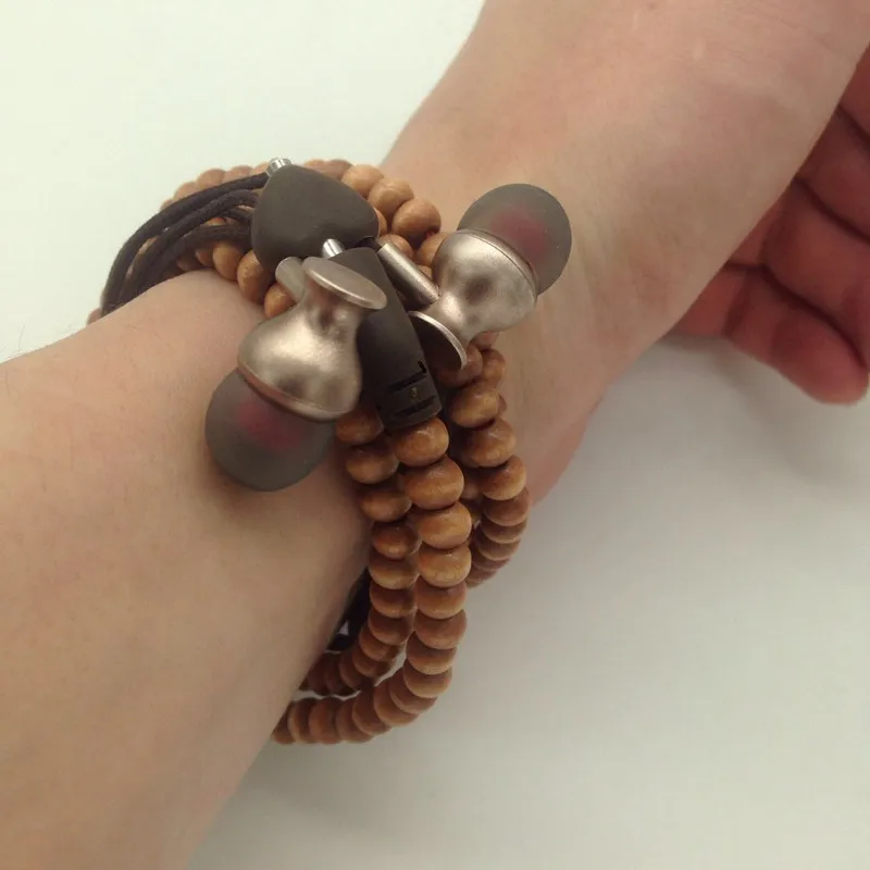Fashion-Bracelet-Earphone-Wooden-Beads-Stereo-in-ear-Earbuds-Noise-Canceling-With-Microphone-for-Mobile-Phone (1)
